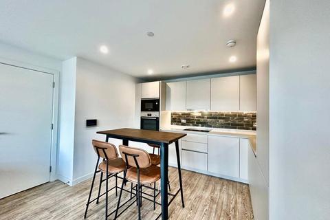 2 bedroom apartment to rent, Potato Wharf, Manchester, M3