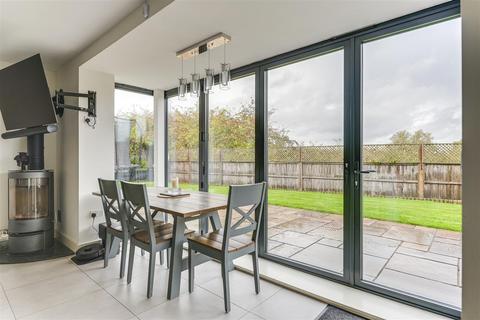 4 bedroom detached house for sale, Gillon Way, Saffron Walden CB10