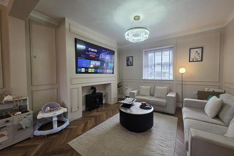 4 bedroom end of terrace house for sale, Prospect Place, Pembroke Dock, Pembrokeshire, SA72