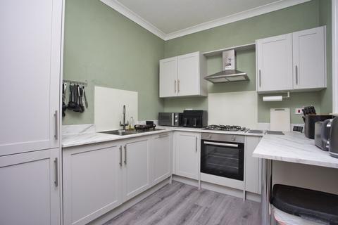 2 bedroom flat for sale, Walmer Castle Road, Walmer, Deal, Kent, CT14