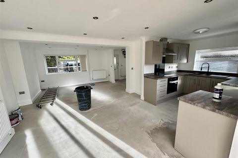 3 bedroom semi-detached house for sale, Arfryn, Upper Brynamman, Ammanford