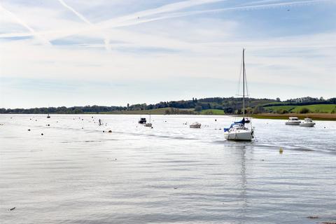 undefined, Topsham