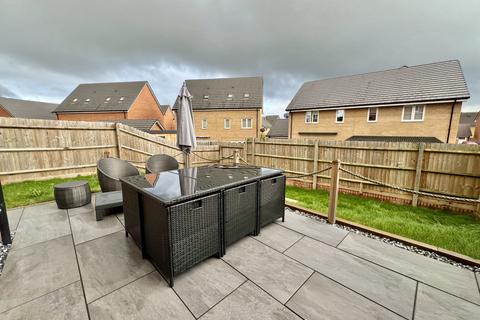 undefined, Mount Grace Road, Monksmoor, NN11 2HD