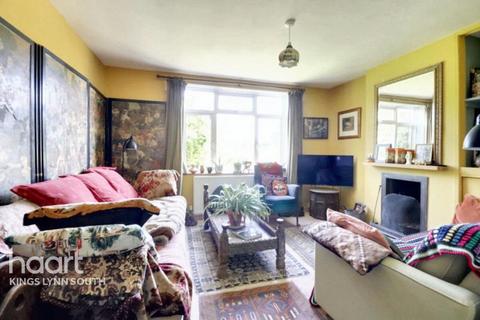 3 bedroom end of terrace house for sale, Goodricks, Burnham Thorpe