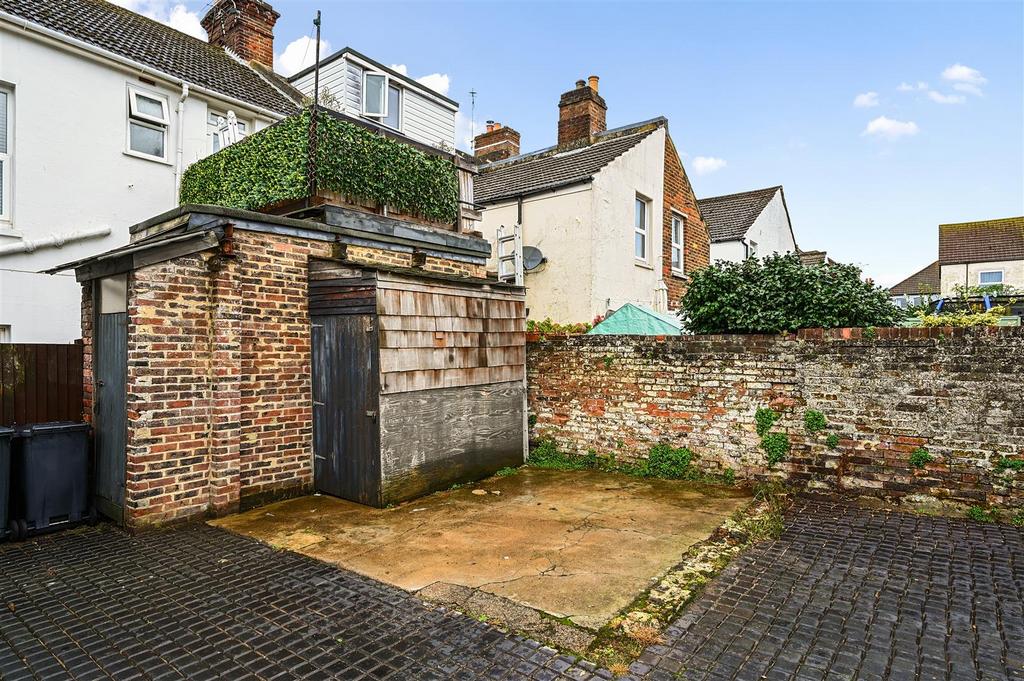 74 WINDSOR ROAD - TN393 PE (13).jpg