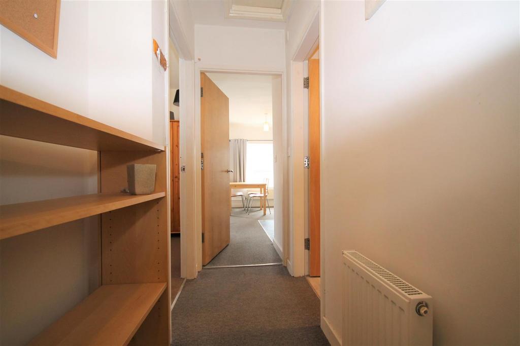 Hall 2.jpg