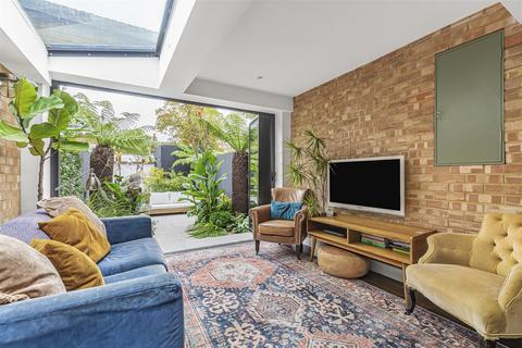 3 bedroom terraced house for sale, Sandycombe Road, Richmond, TW9