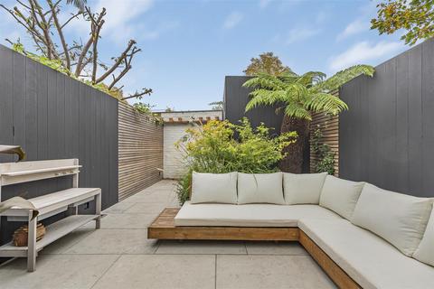 3 bedroom terraced house for sale, Sandycombe Road, Richmond, TW9