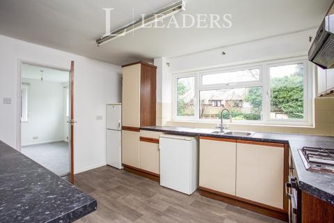 undefined, Grange Park, Woking, GU21
