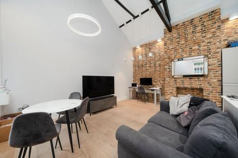 undefined, Stanmore Hill, Stanmore HA7
