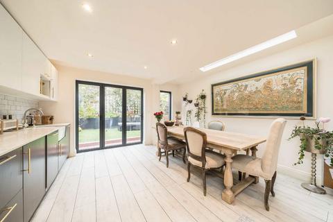 5 bedroom semi-detached house for sale, Noyna Road, London SW17