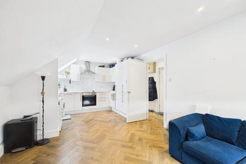 1 bedroom apartment for sale, Howard Court, Beckenham BR3