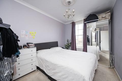 2 bedroom flat to rent, Portpool Lane, Clerkenwell, London, EC1N