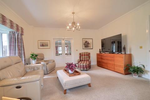 undefined, Bishopsmill, Norton