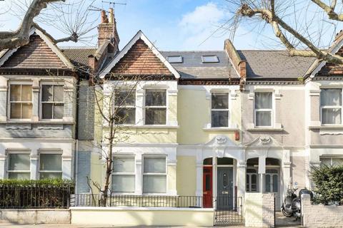 4 bedroom flat for sale, Wandsworth Bridge Road, London SW6