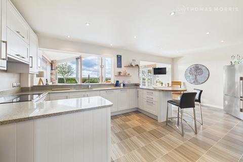 4 bedroom detached house for sale, Meadow Road, Ramsey PE26