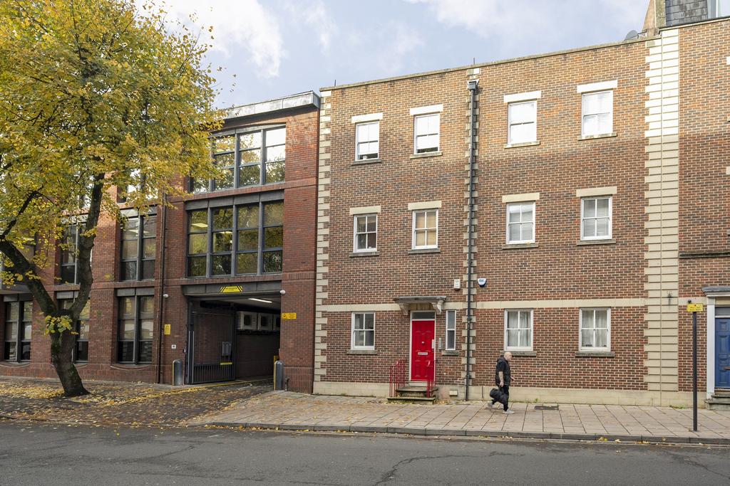 Redcliff Street BS1 1 Bed Flat 1 195 Pcm 276 Pw redcliff-street-bs1-1-bed-flat-1-195-pcm-276-pw
