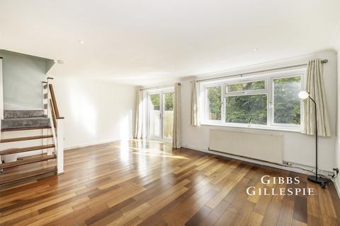 3 bedroom terraced house to rent, Knoll Crescent, Northwood, HA6