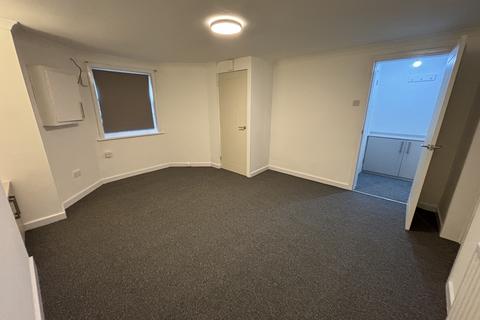 undefined, 1, Liverpool L22