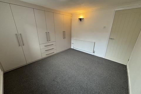 undefined, 1, Liverpool L22