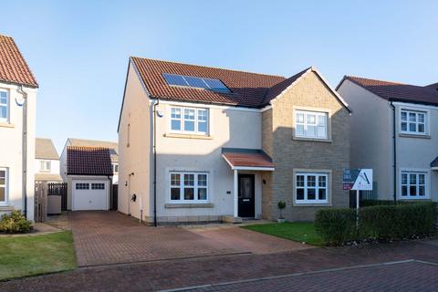 undefined, Geesmuir Gardens, Falkirk, FK2
