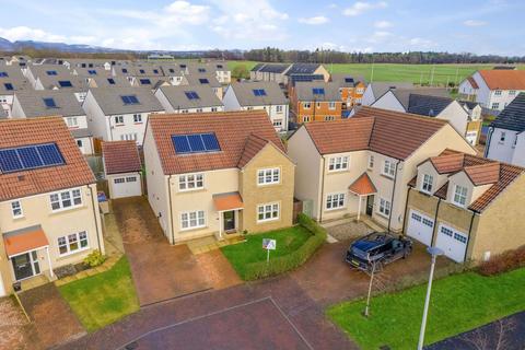 undefined, Geesmuir Gardens, Falkirk, FK2