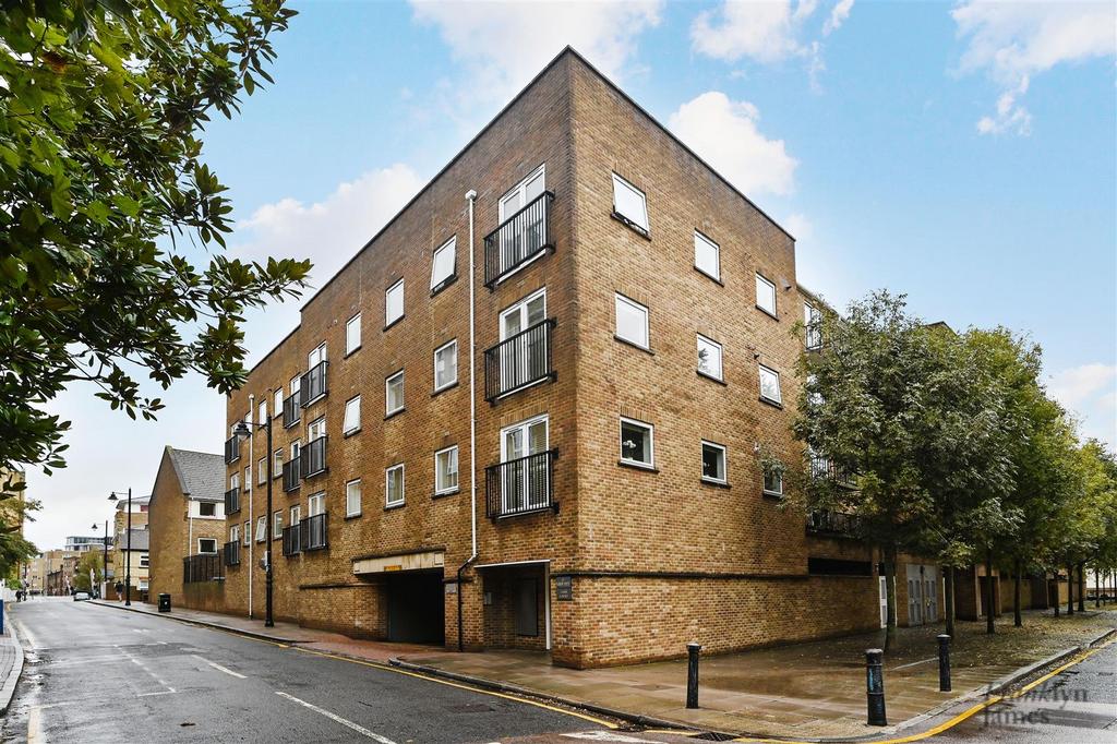 Lamb-Court (16).JPG