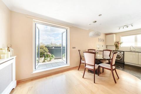 2 bedroom flat to rent, Varcoe Road, Bermondsey, London, SE16