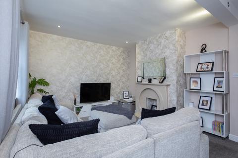 2 bedroom semi-detached house for sale, Scafell Drive, Wigan WN5