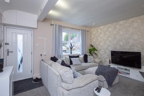 2 bedroom semi-detached house for sale, Scafell Drive, Wigan WN5