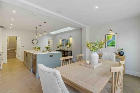 5 bedroom terraced house for sale, Ashcombe Street, London