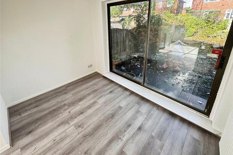 3 bedroom semi-detached house to rent, Hereford Drive, Manchester M27