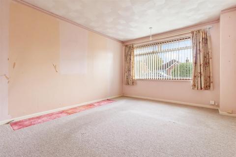 2 bedroom semi-detached bungalow for sale, Cuckfield Crescent, Worthing