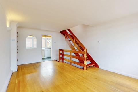 undefined, Paxton Close, Kew, Richmond, Surrey TW9