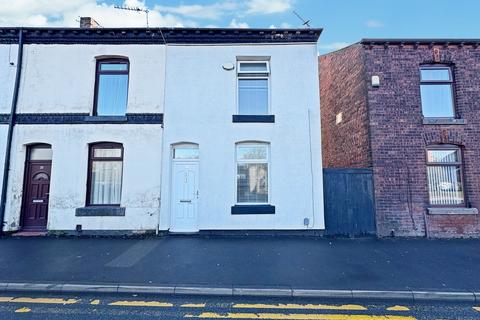 2 bedroom end of terrace house to rent, Bolton Road, Westhoughton, BL5