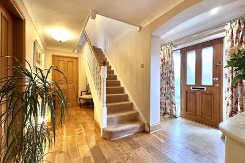 undefined, Vicarage Close, Collingham, Newark