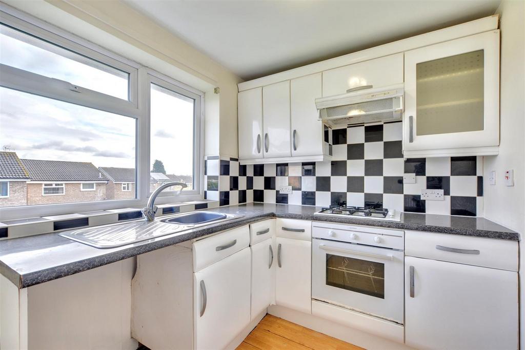 Kitchen 1.jpeg