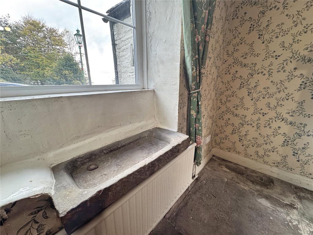 Period Stone Sink