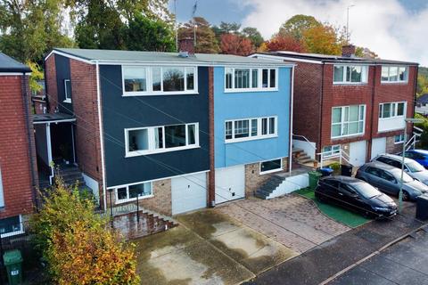 undefined, Connop Way, Camberley GU16