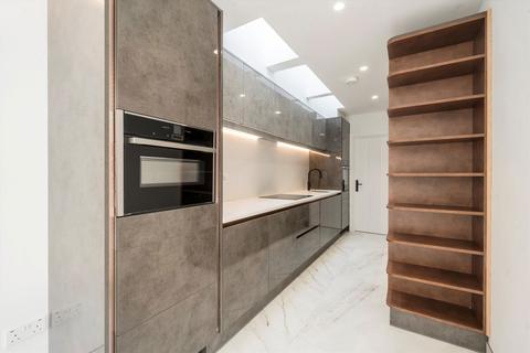 undefined, Heathcroft, London W5