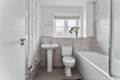 2 bedroom semi-detached house to rent, Turner View,  Headington,  OX3