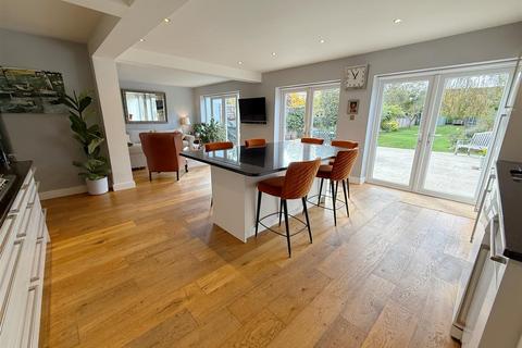 5 bedroom semi-detached house for sale, Banbury Road, Stratford-Upon-Avon