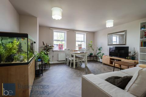 2 bedroom flat to rent, Barrows Gate, Newark