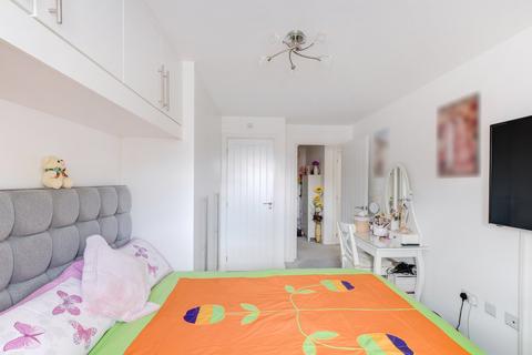 2 bedroom apartment to rent, Shepherds Green Road, Solihull B90