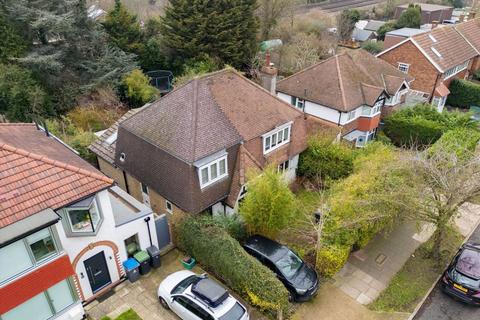 3 bedroom detached house for sale, Surbiton Hill Park, Surbiton KT5