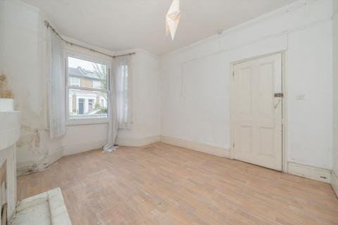 3 bedroom semi-detached house for sale, Shakespeare Road, London W3