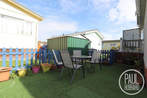 2 bedroom mobile home for sale, Arbor Lane, Pakefield, NR33
