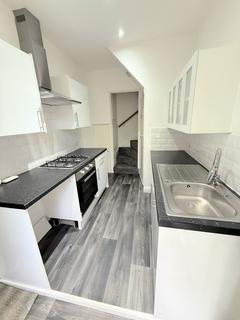 undefined, Crossley Terrace South, Halifax HX3