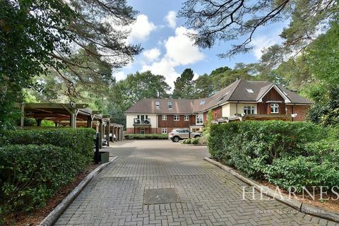 Carroll Avenue, Ferndown, BH22