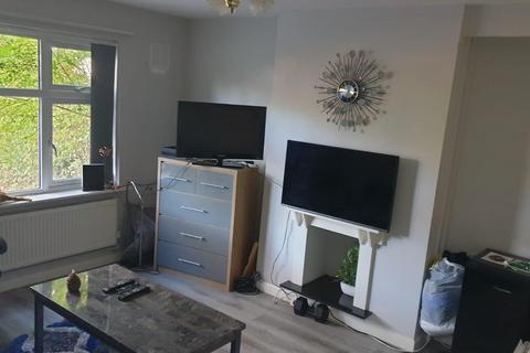 undefined, 6 Bed Student House 26/27 Academic Year - Woodside Road, Beeston, NG9 2TL